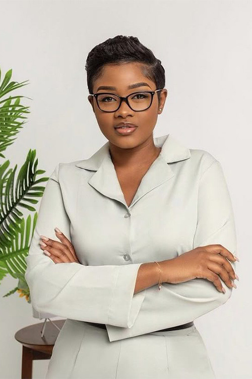 Bella Edoh